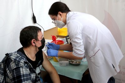 Nacionalinis kraujo centras vakcinuoja Kauno „Akropolyje“
