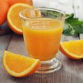 Natūralios apelsinų sultys saugo nuo insulto