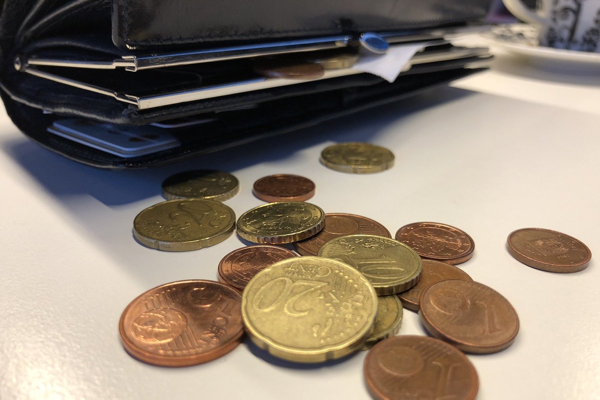 Proposed Law Aims to Abandon 1 and 2 Euro Cent Coins in Lithuania