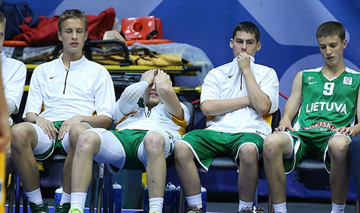 Lietuvos 16-mečių vaikinų krepšinio rinktinė išgyvena dėl pralaimėjimo