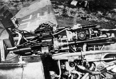 Poriniai „Messerschmitt 109“ kulkosvaidžiai.