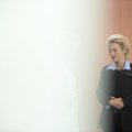 Vokietijos gynybos ministrė atmeta abejones dėl jos darbo Stanfordo universitete