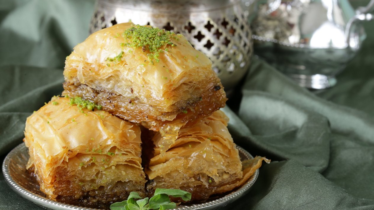 Baklava – saldumynas ne smaližiams + VIDEO, kaip iškepti