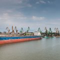 „Klasco“ ir „Bega“ tikina, kad amonio trąšos Klaipėdos uoste kraunamos saugiai