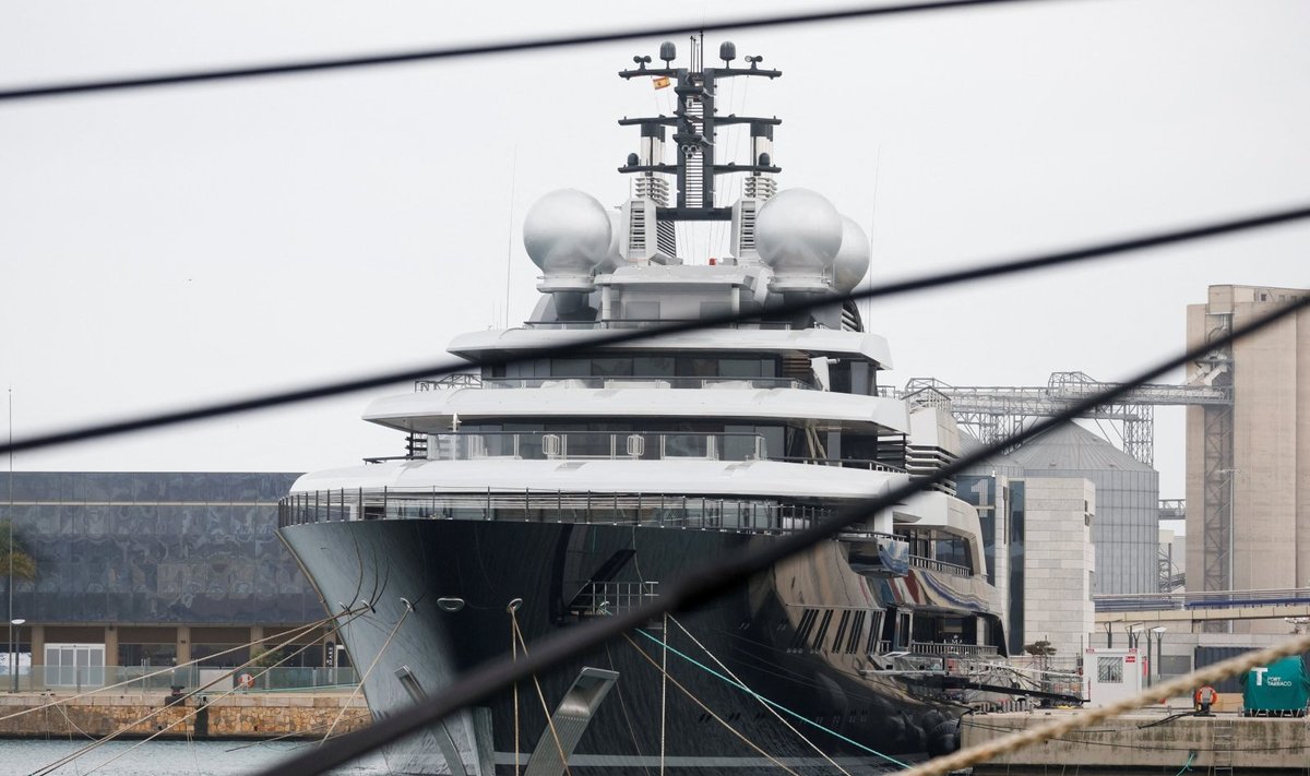 Ispanija areštavo trečią prabangią jachtą, galimai priklausančią rusų oligarchui