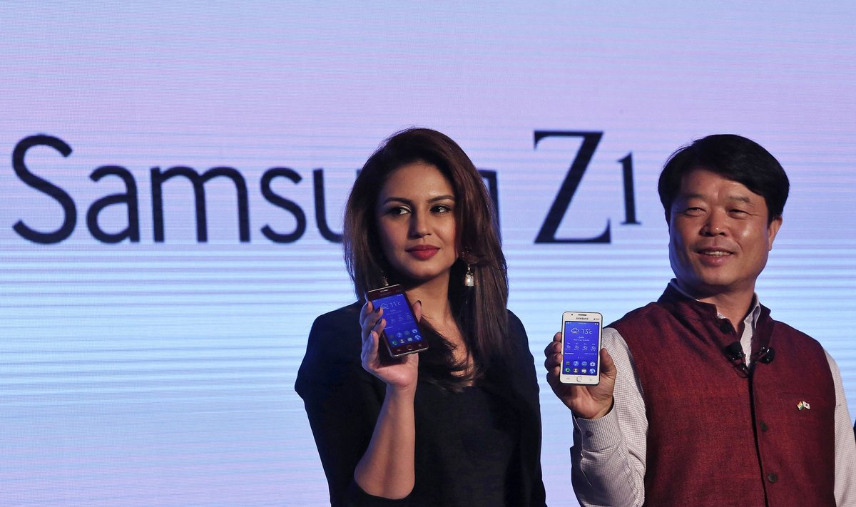 "Samsung" pristato telefoną Z1 su "Tizen" operacine sistema