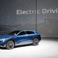 „Audi“ Frankfurte parodė technologijų prikimštą SUV elektromobilį