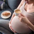 Naujas tyrimas įplieskė mokslininkų diskusijas: tai visgi galima ar ne nėščiosioms gerti kavą?
