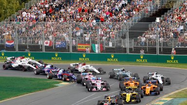 Griūva ir kito sezono planai: „Formulės 1“ startas atidėtas