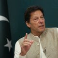 Pakistano premjeras Khanas atstatydintas, pralaimėjęs balsavimą dėl nepasitikėjimo
