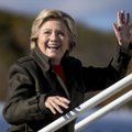 H. Clinton neriasi iš kailio, kad suvaldytų FTB tyrimo žalą