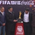 Pasaulio futbolo čempionato taurę iš arti pamatyti galės daugiau kaip 1 mln. gerbėjų