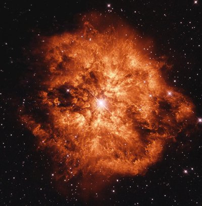 WR 124 žvaigždė ir jos Wolfo-Rayet fazė. NASA/ESA/Hubble nuotr.