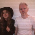 Lady Gaga aplankė J.Assange’ą Ekvadoro ambasadoje Londone