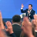 Medvedevas grasina Vakarams „visiška kapituliacija“