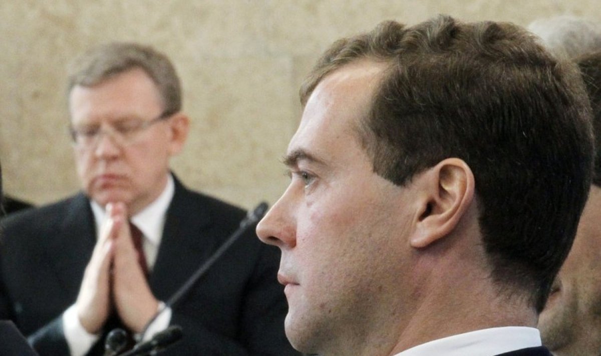 Aleksejus Kudrinas, Dmitrijus Medvedevas