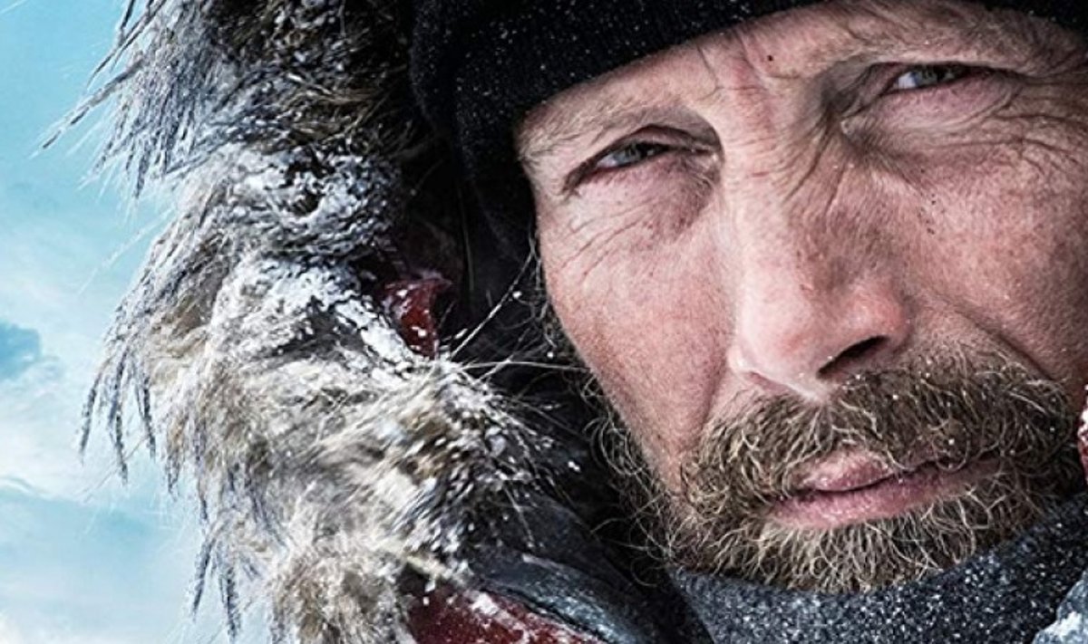 Madsas Mikklesenas, kadras iš filmo "Arktis. Įkalinti ledynuose"