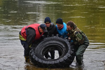 „River Cleanup“ akcija