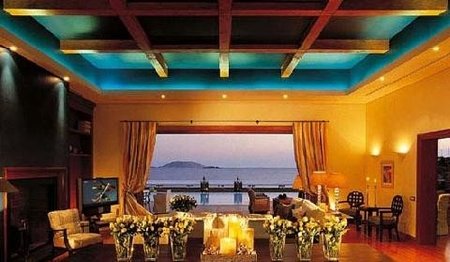 Royal Villa apartamentai , Grand Resort Lagonissi viešbutis
