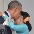 B. Obamos ir Mianmaro opozicijos lyderės kūnų kalba pasako daugiau nei žodžiai