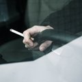 Rumunija uždraudė rūkyti sunkvežimiuose