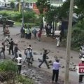 Konge žmonės palieka namus dėl tutsių sukilėlių
