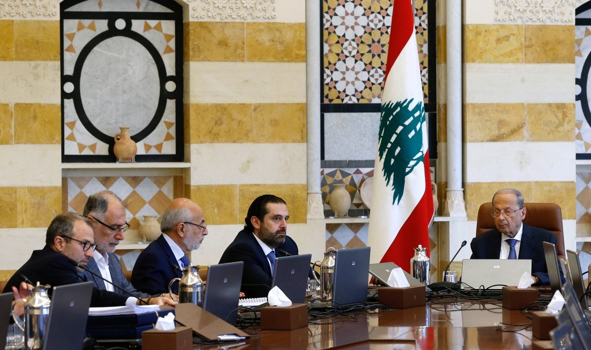 Libane tęsiantis protestams, vyriausybė renkasi į svarbų posėdį