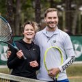 Mėgaukis gyvenimu! Pirmasis Simo Kučo ir jo „žmonos“ Urtės pasimatymas teniso aikštelėje