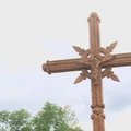 Margininkų miestelis džiaugiasi atstatytu kryžiumi ir krepšinio aikštele