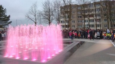 Per Vytauto parko atidarymą kėdainiečiai negalėjo atitraukti akių nuo šokančio fontano