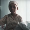 Naujojoje „Mamų unijos“ fondo kampanijoje – vėžio pakirsti vaikai ir karo leitmotyvas