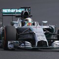 Japonijos GP penktadienio antras treniruotes laimėjo L. Hamiltonas