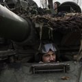 JK šaudmenų atsargos dėl karo Ukrainoje „pavojingai sumažėjusios“