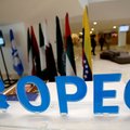 OPEC+ nusprendė laikytis plano lapkritį gavybą padidinti 0,4 mln. barelių per parą