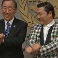 JT generalinis sekretorius mokėsi šokti Psy gangnamo stiliumi