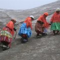 Bolivijos čiabuvės imasi aštuonių viršukalnių 6 km aukštyje iššūkio
