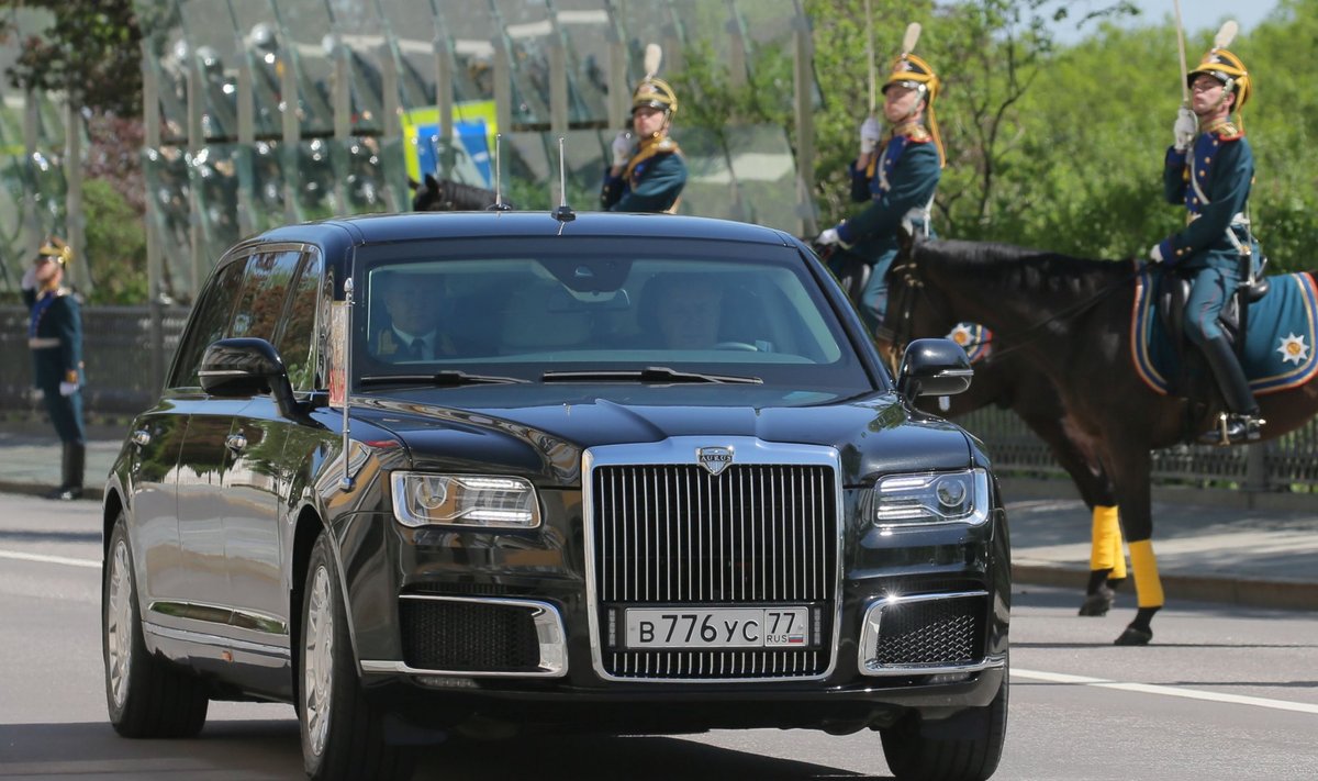 Vladimiro Putino limuzinas "Kortež"