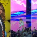 Paula Abdul koncerto metu nukrito nuo scenos: matant vaizdo įrašą net skauda