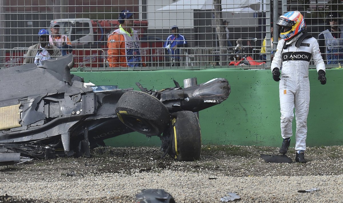 Fernando Alonso avarija