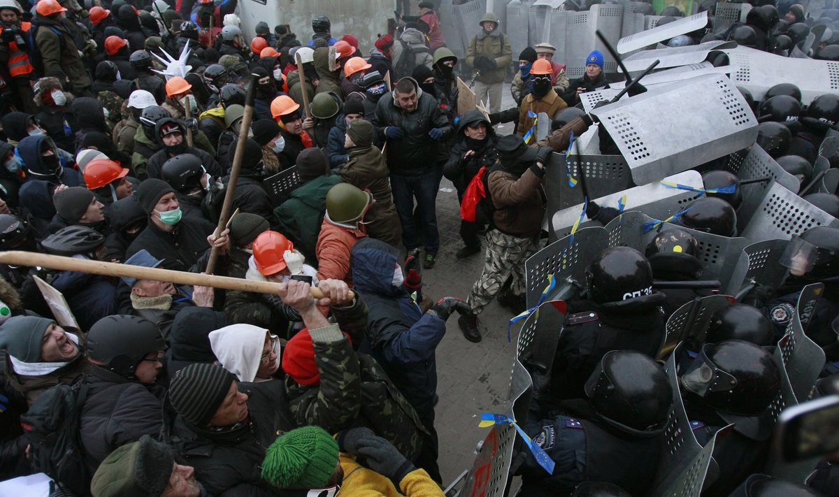  Kijeve kilo protestuotojų susidūrimai su milicija