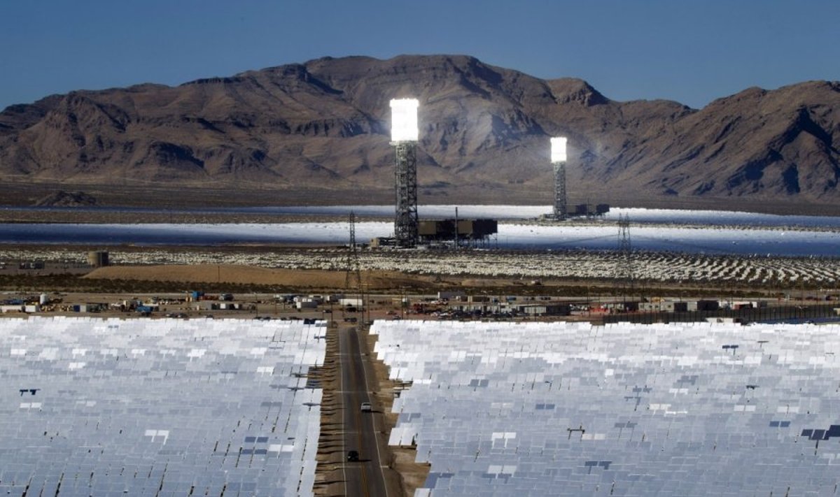 Mohavės dykumoje pastatyta saulės jėgainė
