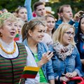 Dainų šventei skaičiuojant paskutines valandas, šalis ir svetur gyvenantys lietuviai ruošiasi svarbiai tradicijai