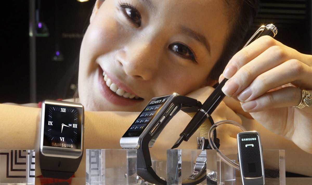 Tokius išmaniuosius laikrodžius prieš keletą metų demonstravo "Samsung"
