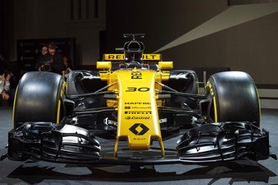 F-1 "Renault" naujas automobilis