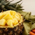 Iš prekybos atšaukiama džiovintų ananasų partija