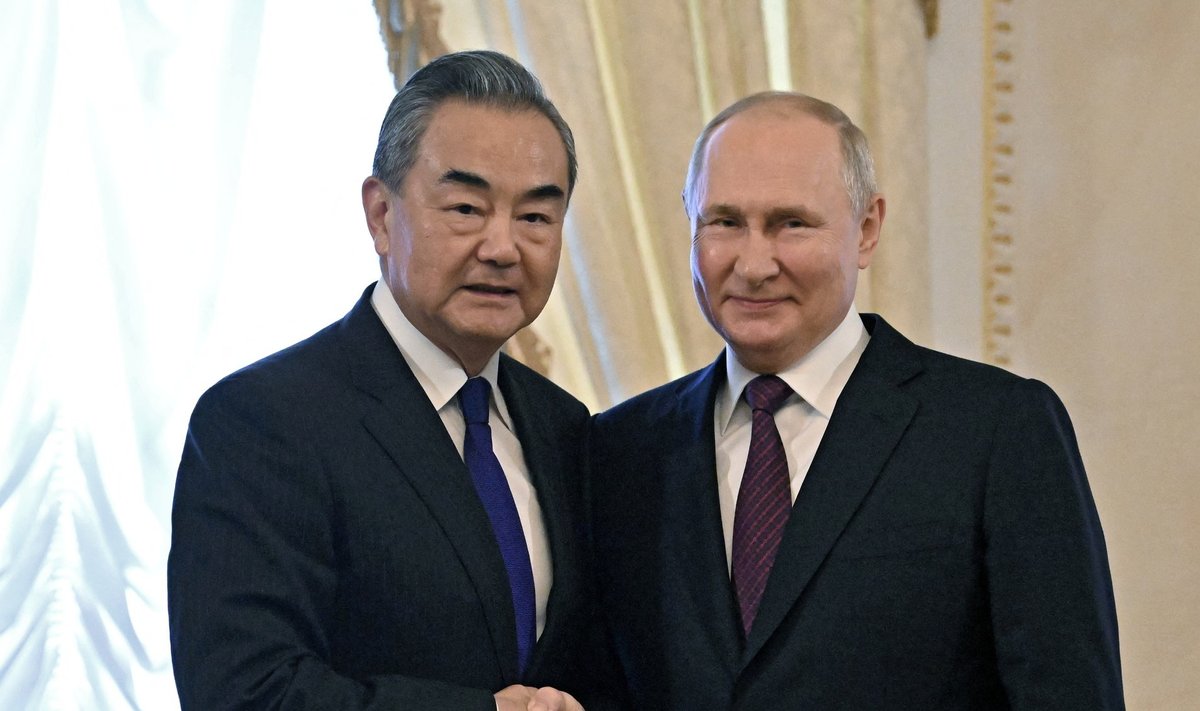 Putino susitikimas su Kinijos užsienio reikalų ministru Wang Yi