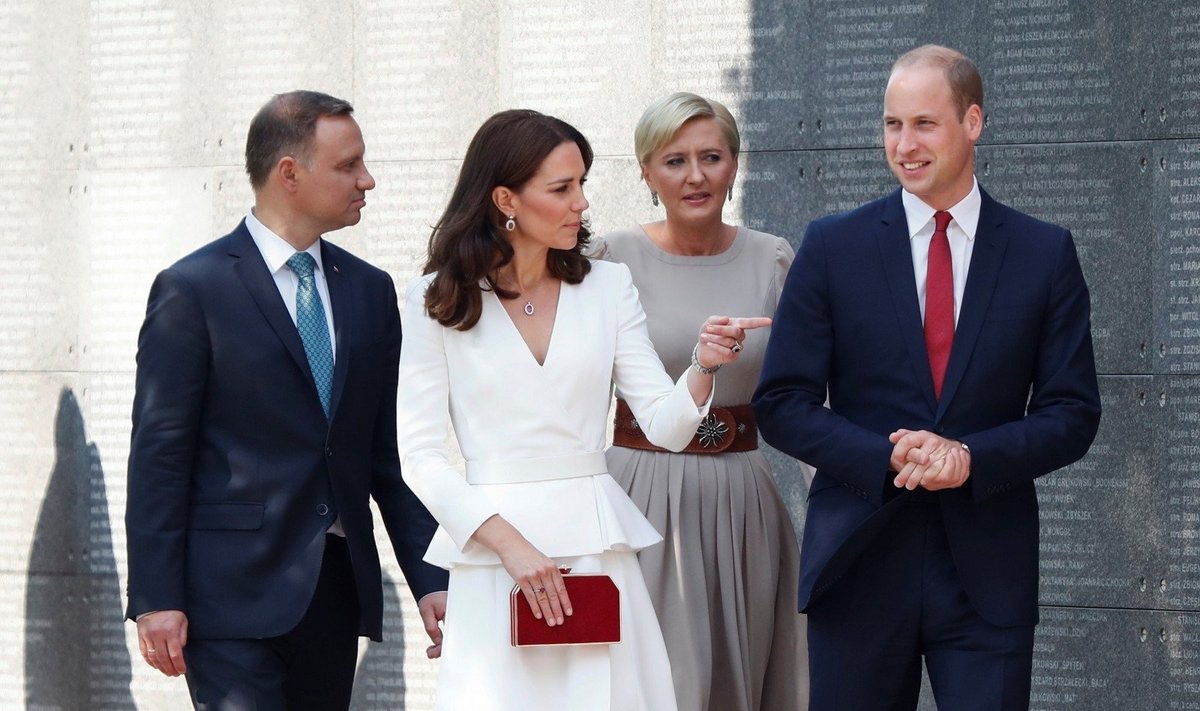 Lenkijoje lankosi karališkoji šeima
