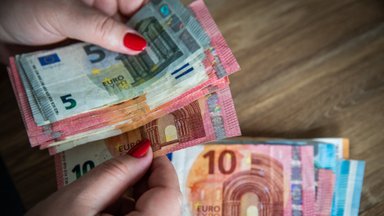 Įspūdingiausi atlyginimai Lietuvoje: rugpjūtį vienoje įmonėje – 85 tūkst. Eur vidurkis