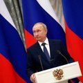 Putinas nurodė už Rusijos skolą užsienio valiutomis atsiskaityti rubliais