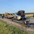 Masinė avarija Trakų rajone: susidūrė trys automobiliai ir traktorius, sužaloti trys vaikai